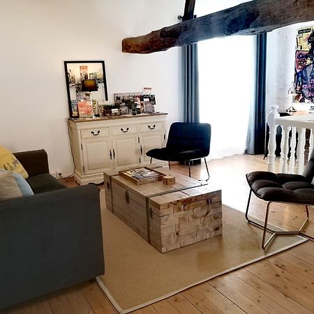 La Demeure Des Artistes - Quartier Historique Villa Saintes Eksteriør bilde