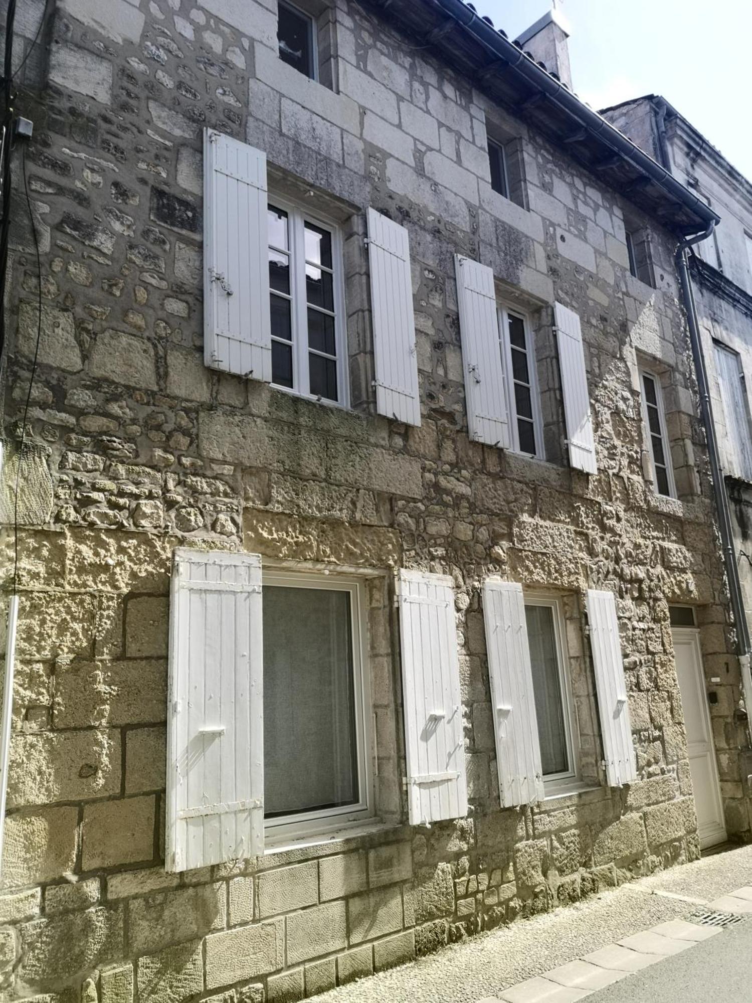 La Demeure Des Artistes - Quartier Historique Villa Saintes Eksteriør bilde